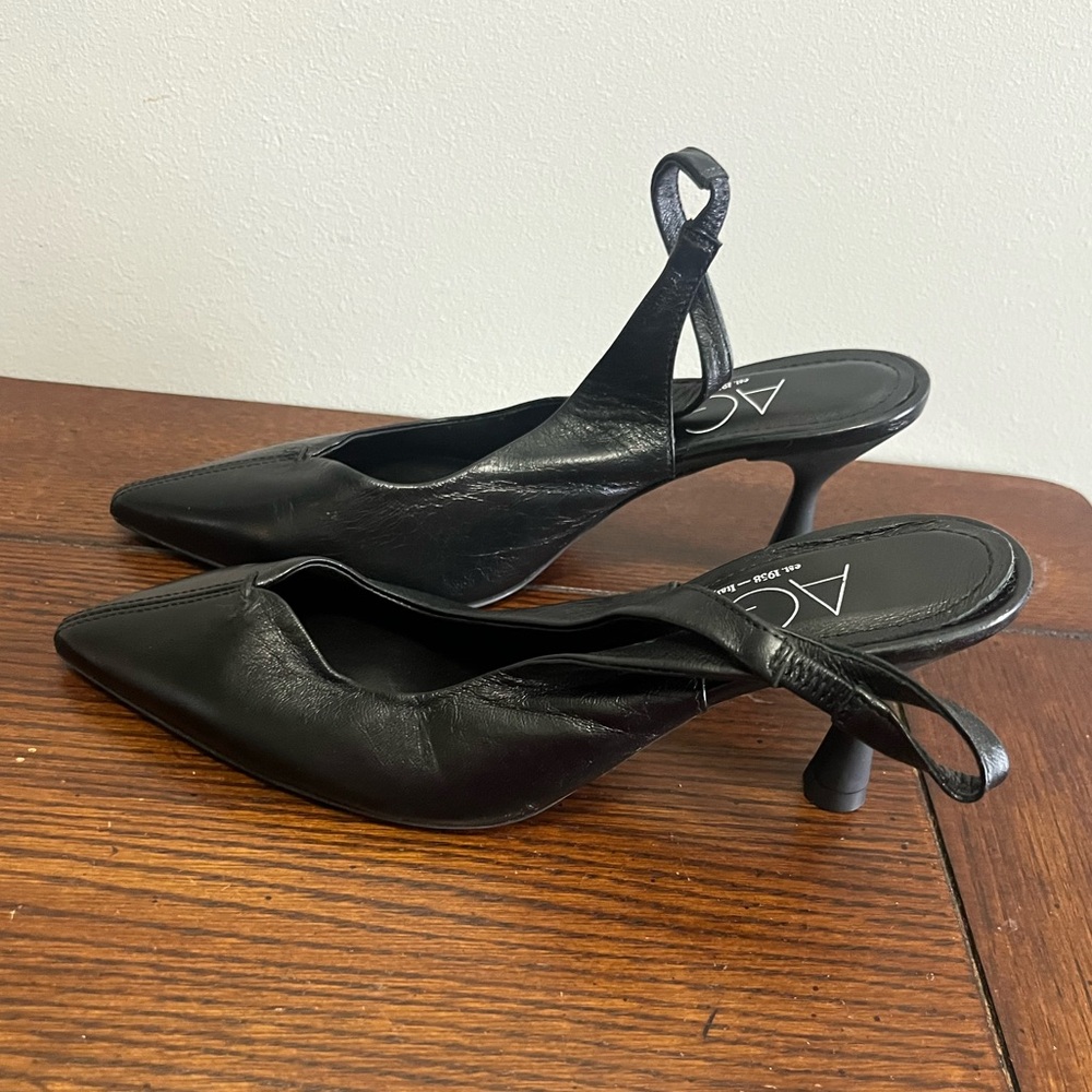 AGL Beatrice Leather Sling-Back‎ Pumps in Black